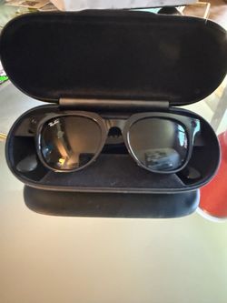 Ray-Ban Stories Meteor Smart Glasses – lightly used and fully functional.