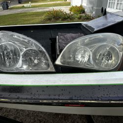 2009 Freightliner Cascadia Headlights