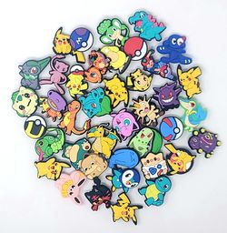 40 pcs Crocs Charms Pokemon