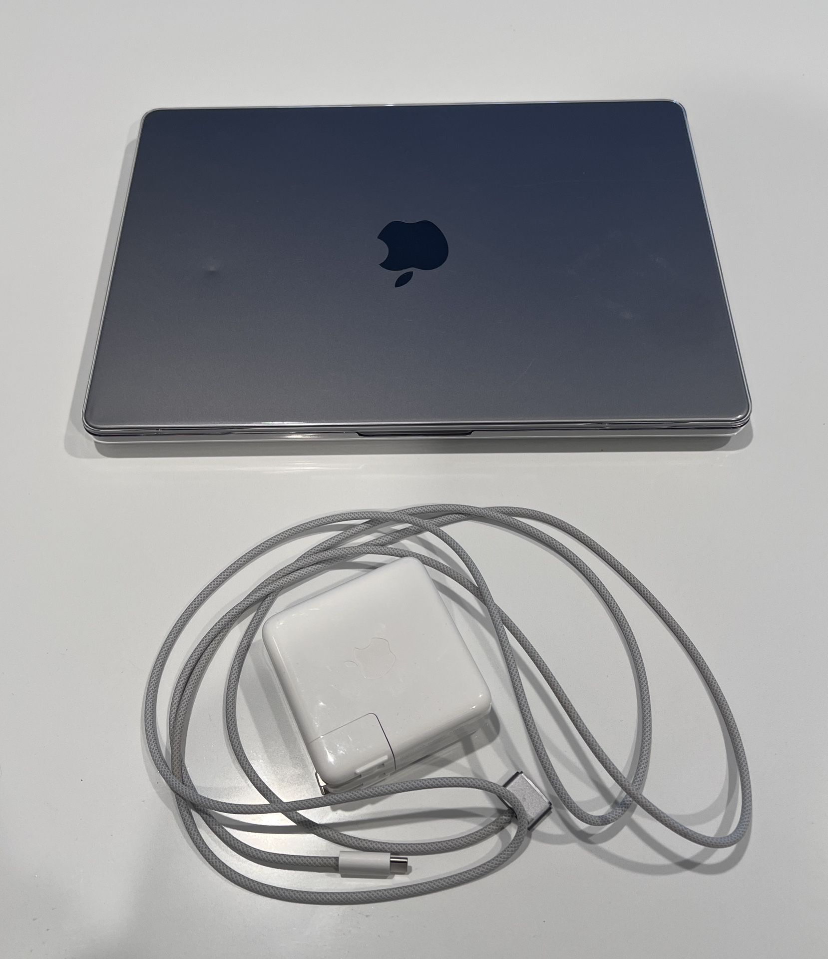 MacBook Pro 14” M1 Pro 2021