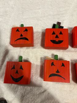 Handmade Wooden Pumpkin Fall Halloween Décor – Choose Set of 1, 2 or 3  In the listing, allow buyers to choose:  * Quantity: 1, 2 or 3 * Style: Happy 