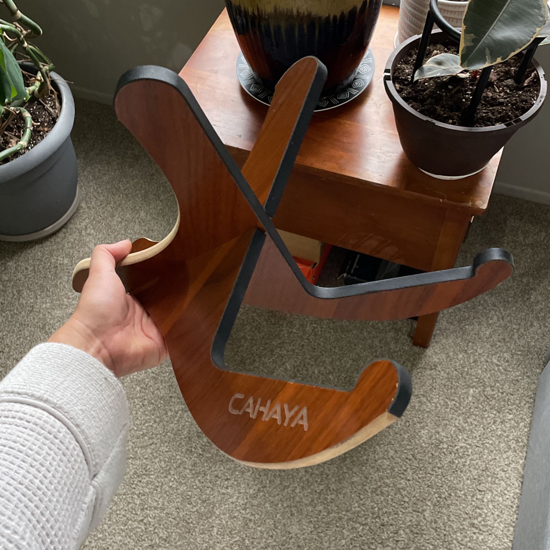 Wood guitar Stand 