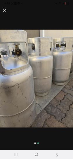 Forklift Tanks Filled With Propane ALUMINUM