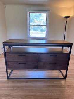 Home Entertainment Stand