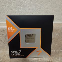 AMD RYZEN 7 9800X3D