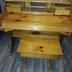 Lift top pine writing desk with bench