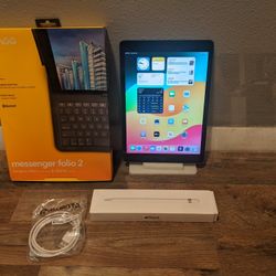 Apple iPad 8th Gen Tablet 10.2" Retina Display WiFi 128GB Space Gray