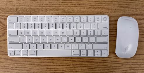 Apple Magic Keyboard with Touch ID & Magic Mouse Bundle - White/Silver (Lightning Connection)