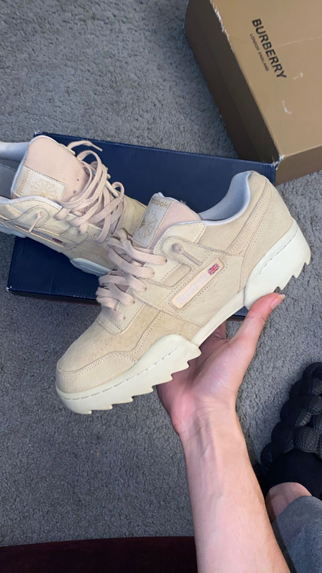 Reebok Tan Runners