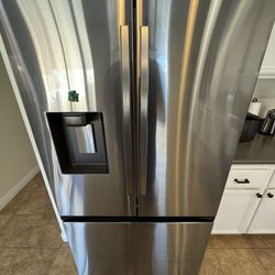 Samsung Refrigerator  - Like New!