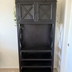 Bookshelf