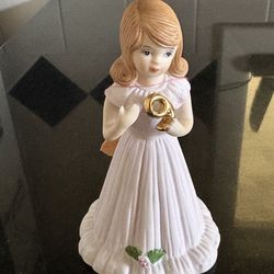 Vintage 1982 Enesco age, 9 brunette porcelain figurine, the growing up girls collection