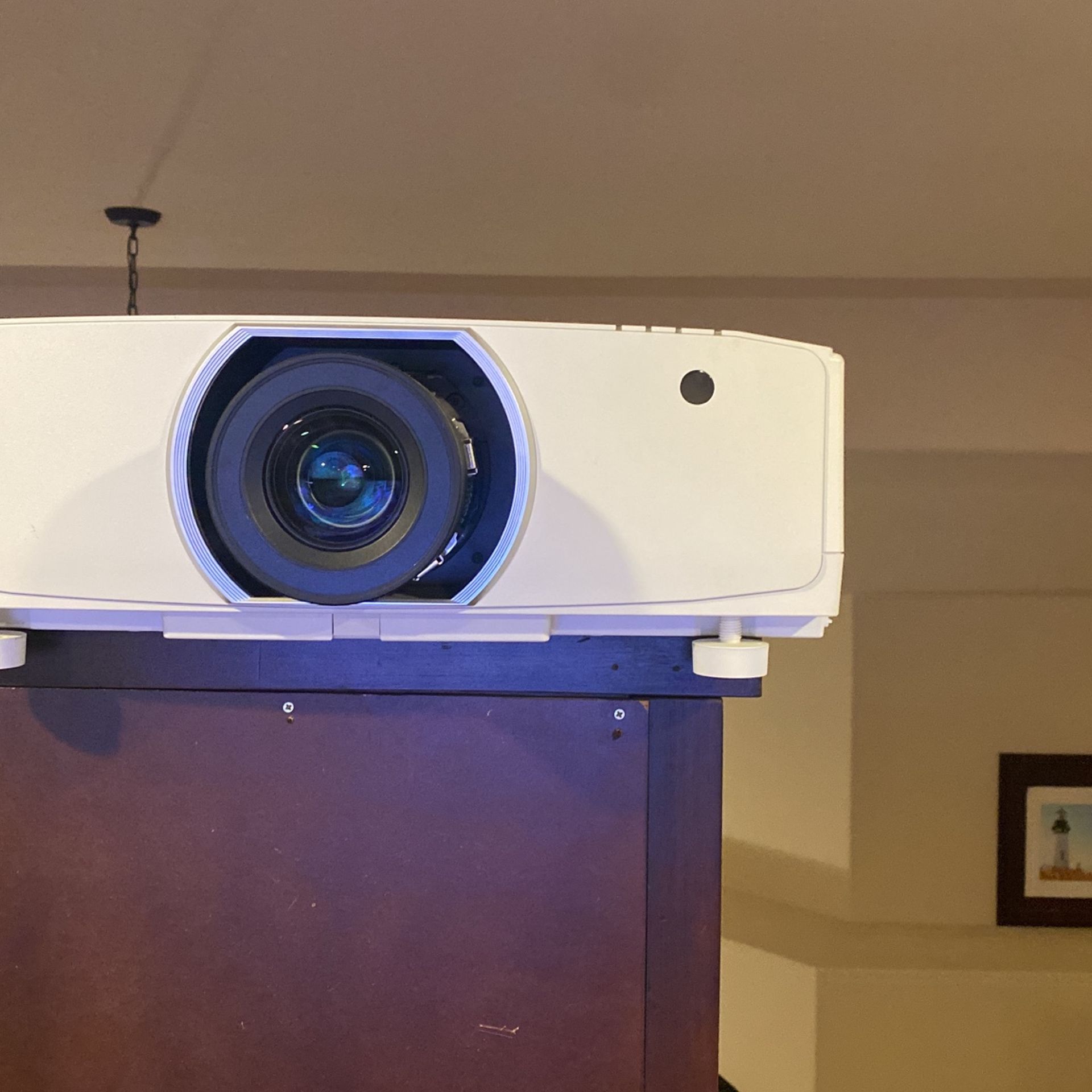 NEC Projector NP-PA653U