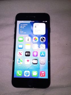 iPhone SE 3 64gb for total wireless