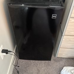 Mini Refrigerator 