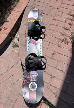 Bataleon Storm 152cm snowboard with bindings
