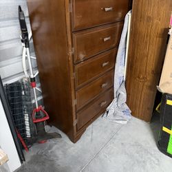 Dresser Draw