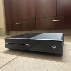 Xbox One (without Controller) 