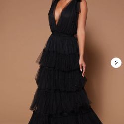 Black Tulle Tiered Dress. Sz Large