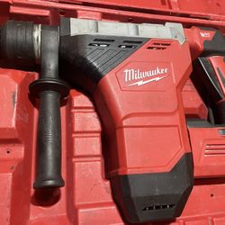 Milwaukee 15 Amp 1-3/4 in. SDS-MAX Corded Combination Hammer with E-Clutch