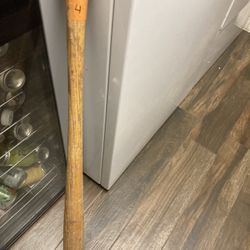 34 Inch Wooden Baseball Bat In Peoria 