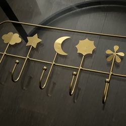 Hooker  For Keys Or Clothings 