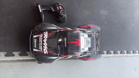 Traxxas Slash VXL 2WD Brushless RC Truck w/  Controller No battery!