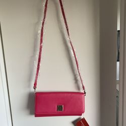 Dooney & Bourke bag