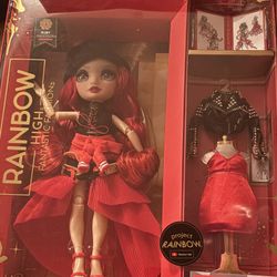 Fashion Dolls Rainbow High Ruby Anderson Edition
