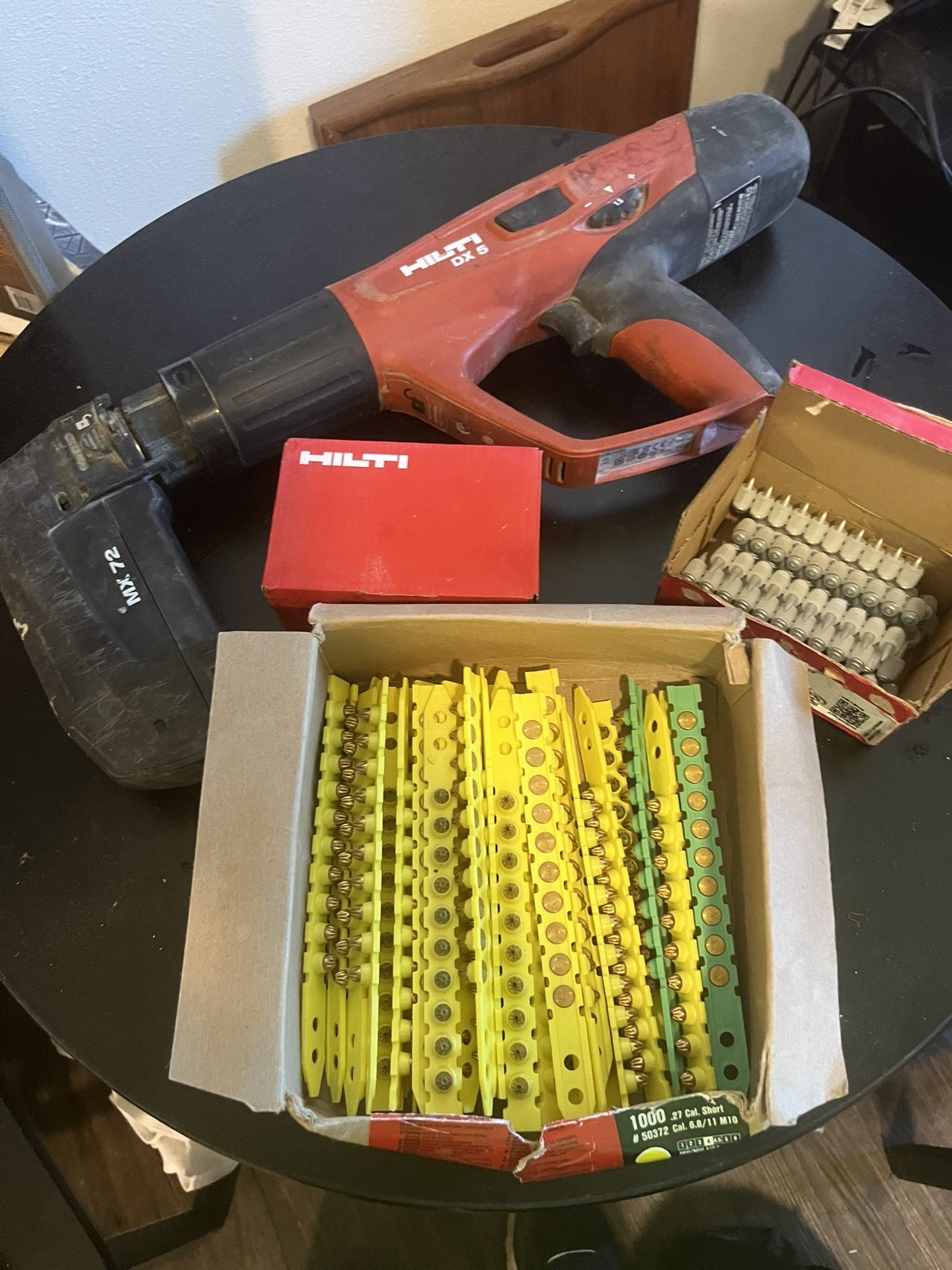 Hilti Dx 5 Gun 