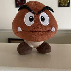 Super Mario Bros Goomba 2011 Nintendo Plush Toy Stuffed 5" Little Buddy