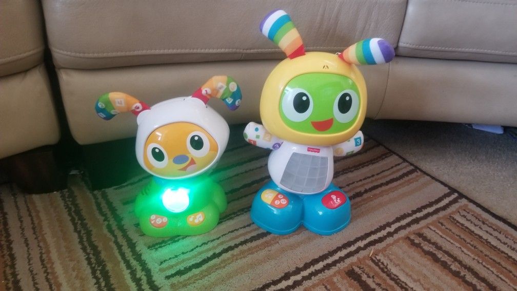 Fisher Price Bright Beats Dance Move BeatBo and FISHER PRICE DANCE MOVE BEAT BOW WOW for Sale in Allen TX OfferUp