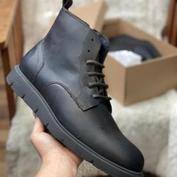Men's Leather Boots. Waterproof