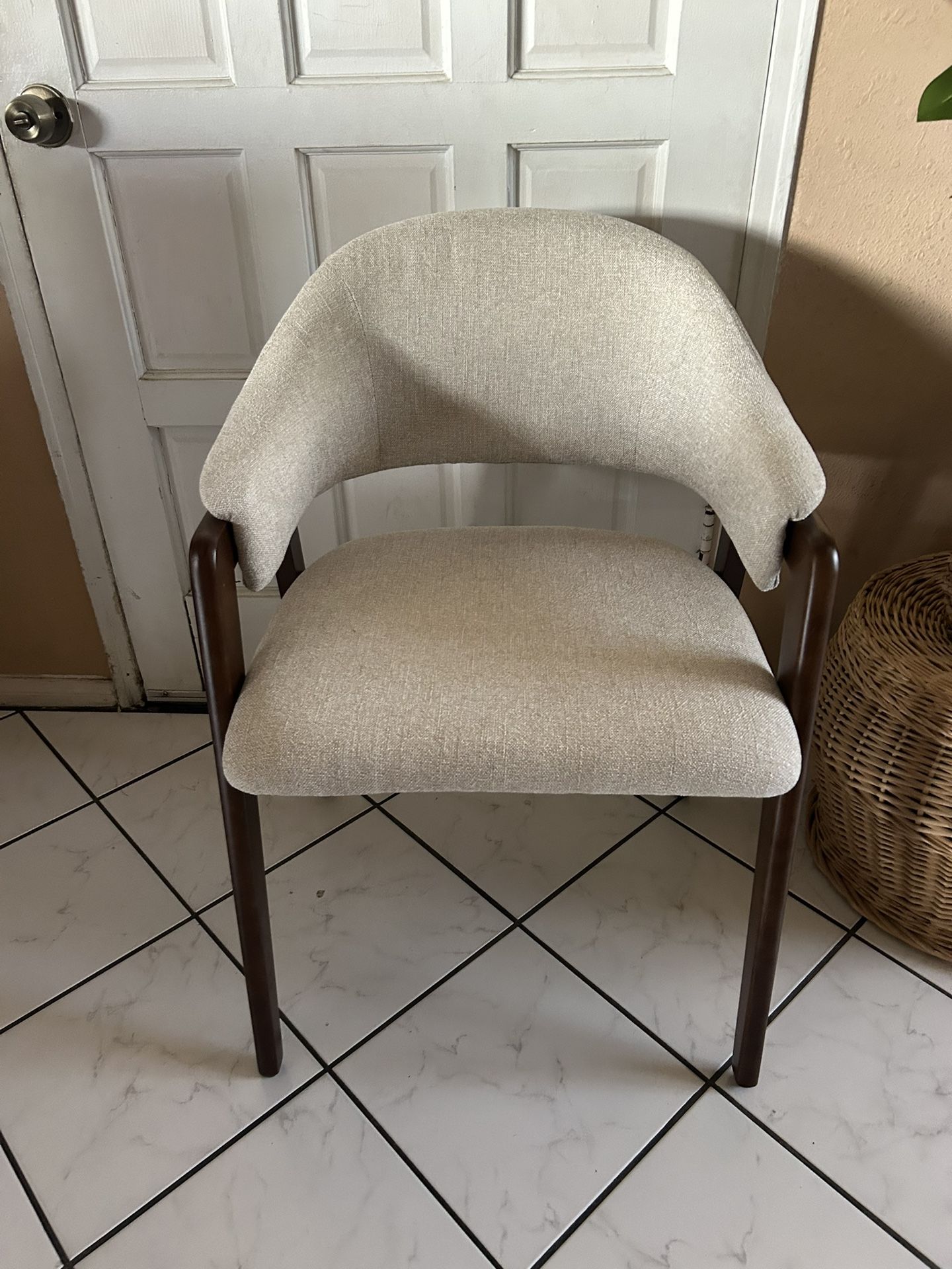 Wood Chair 