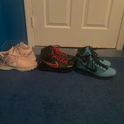 Lebron Basketball Shoe Lot size 11/10.5