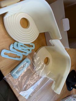 Bed Sheet Holders Corner