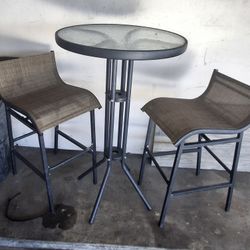 Bar Table N Stools