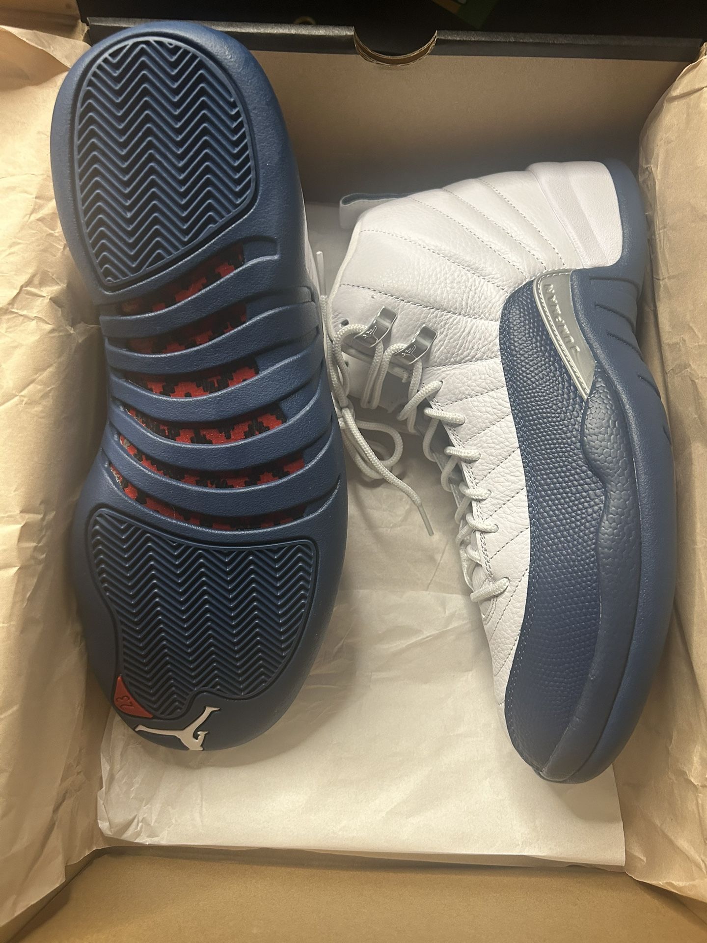 Jordan 12 French Blue Size 10.5 New