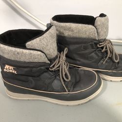 Women’s Boots 