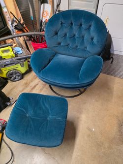 Tufted Polyester Swivel Lounge Chair + Ottoman