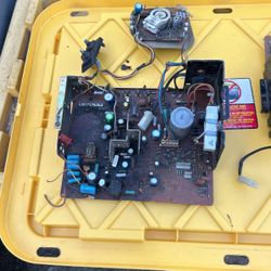 Pac-Man Arcade Video Game Monitor Chassis Pcb Board Part 