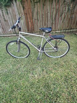Silver, light weight, 26', bike, new brakes