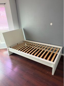 Twin Bed