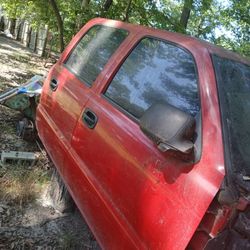2006 Chevy 2500 Truck Doors
