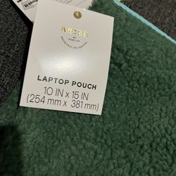 Laptop Pouch 