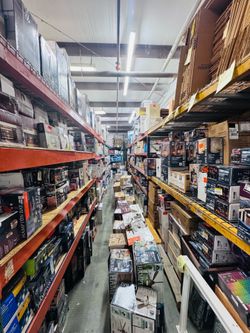 DISCOUNT WAREHOUSE