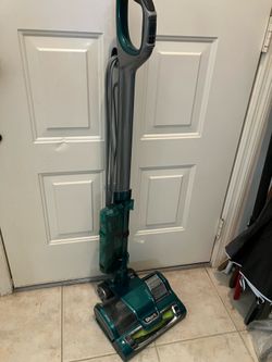 Shark Vacuum Cleaner