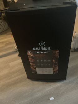 Masterbuilt 30-Inch Digital Electric Smoker — Heats