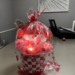 valentine’s day basket 