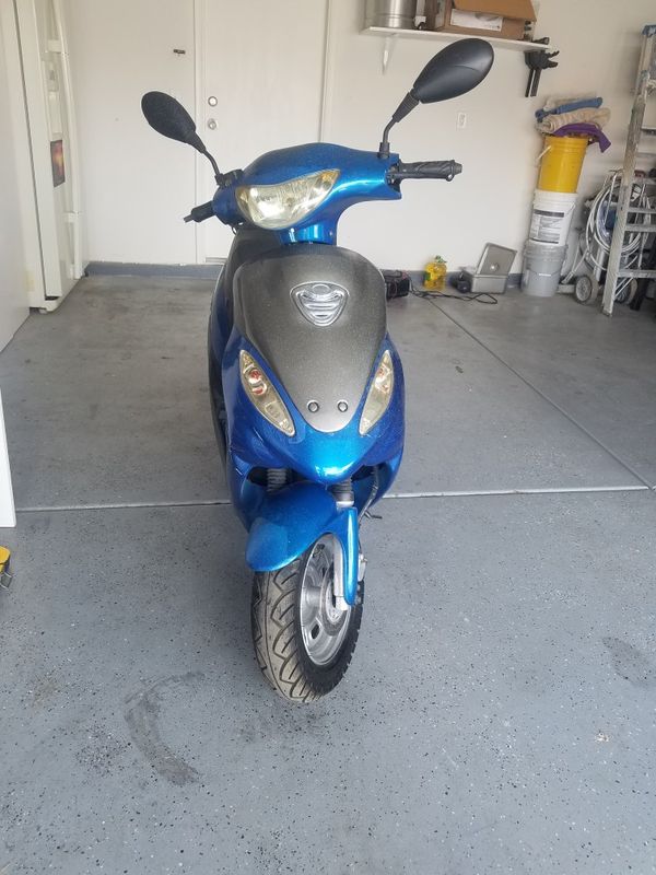 Ice bear 49cc scooter for Sale in North Las Vegas, NV - OfferUp